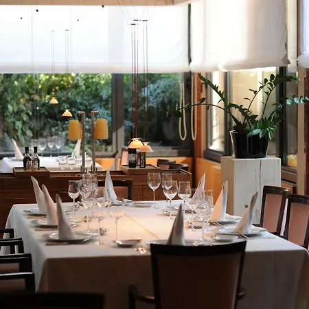 Milan Hotel PUY